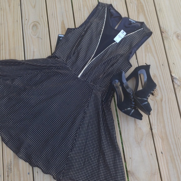Express Dresses & Skirts - ⚡SALE⚡NWT  EXPRESS dress sz 12